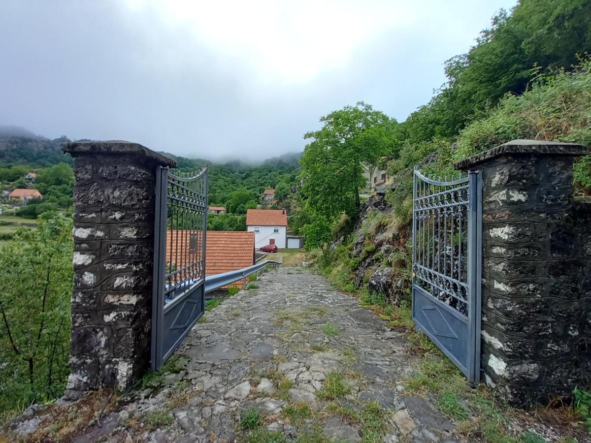 Konak Ugnji-Village Cetinje Exterior foto